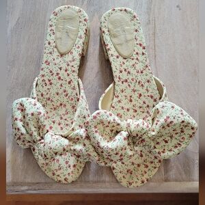 Jeffrey Campbell Floral Bow Slide Sandals in Pale Yellow with Pink Roses